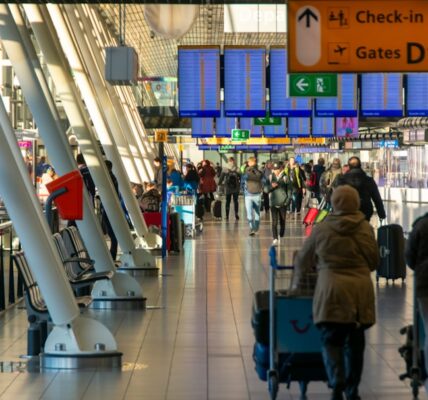 Photo Busy airport